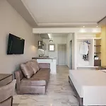 Mavrias Complex 아파트